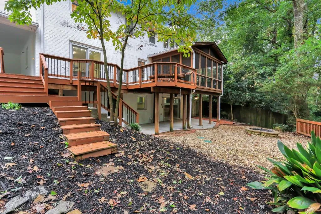 6630 Williamson Drive, Atlanta, Georgia 30328, 4 Bedrooms Bedrooms, ,3 BathroomsBathrooms,Residential,Sold,6630 Williamson Drive,6796597