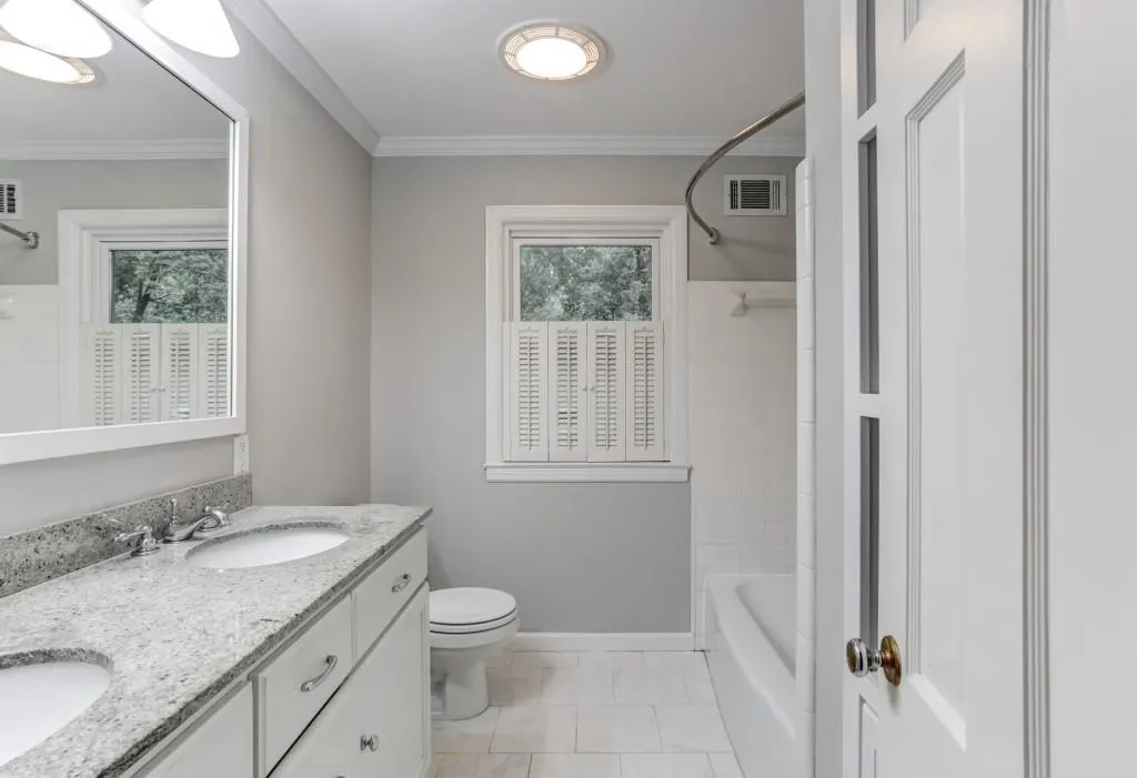 6630 Williamson Drive, Atlanta, Georgia 30328, 4 Bedrooms Bedrooms, ,3 BathroomsBathrooms,Residential,Sold,6630 Williamson Drive,6796597