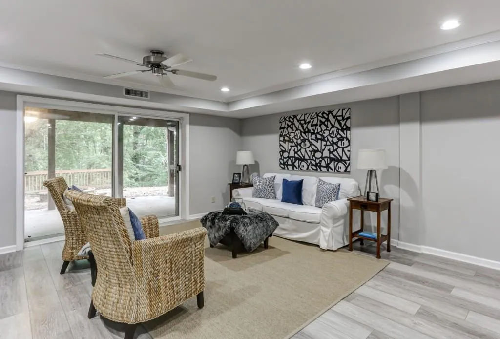 6630 Williamson Drive, Atlanta, Georgia 30328, 4 Bedrooms Bedrooms, ,3 BathroomsBathrooms,Residential,Sold,6630 Williamson Drive,6796597