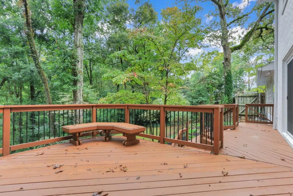 6630 Williamson Drive, Atlanta, Georgia 30328, 4 Bedrooms Bedrooms, ,3 BathroomsBathrooms,Residential,Sold,6630 Williamson Drive,6796597