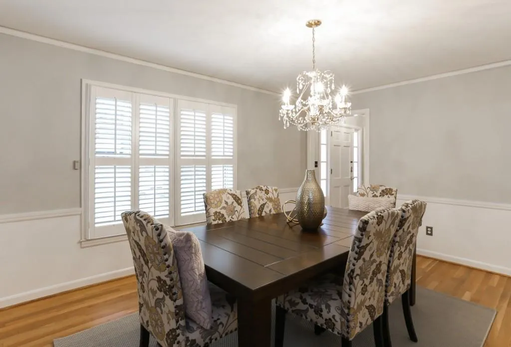 6630 Williamson Drive, Atlanta, Georgia 30328, 4 Bedrooms Bedrooms, ,3 BathroomsBathrooms,Residential,Sold,6630 Williamson Drive,6796597