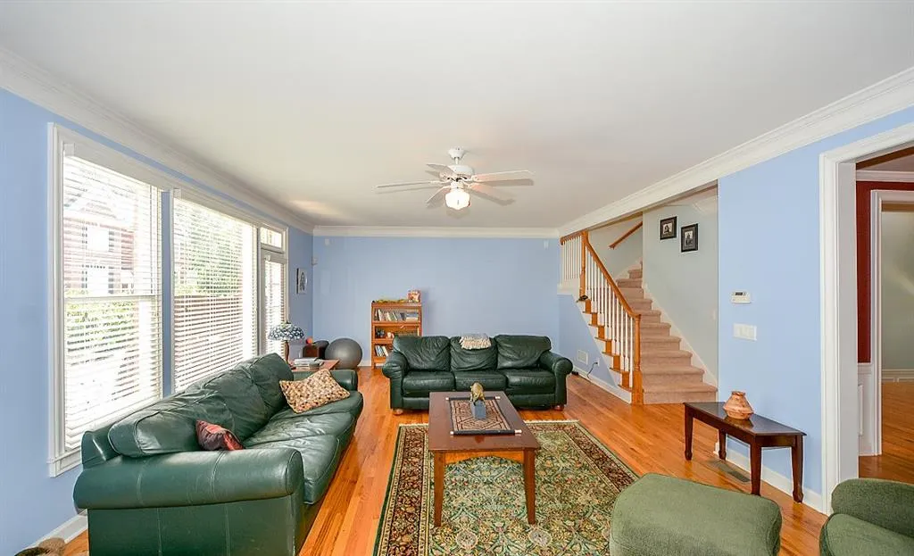 23 Carrington Way, Sandy Springs, Georgia 30328, 3 Bedrooms Bedrooms, ,3 BathroomsBathrooms,Residential,Sold,23 Carrington Way,5912914