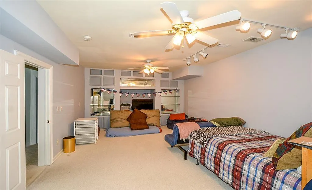 23 Carrington Way, Sandy Springs, Georgia 30328, 3 Bedrooms Bedrooms, ,3 BathroomsBathrooms,Residential,Sold,23 Carrington Way,5912914