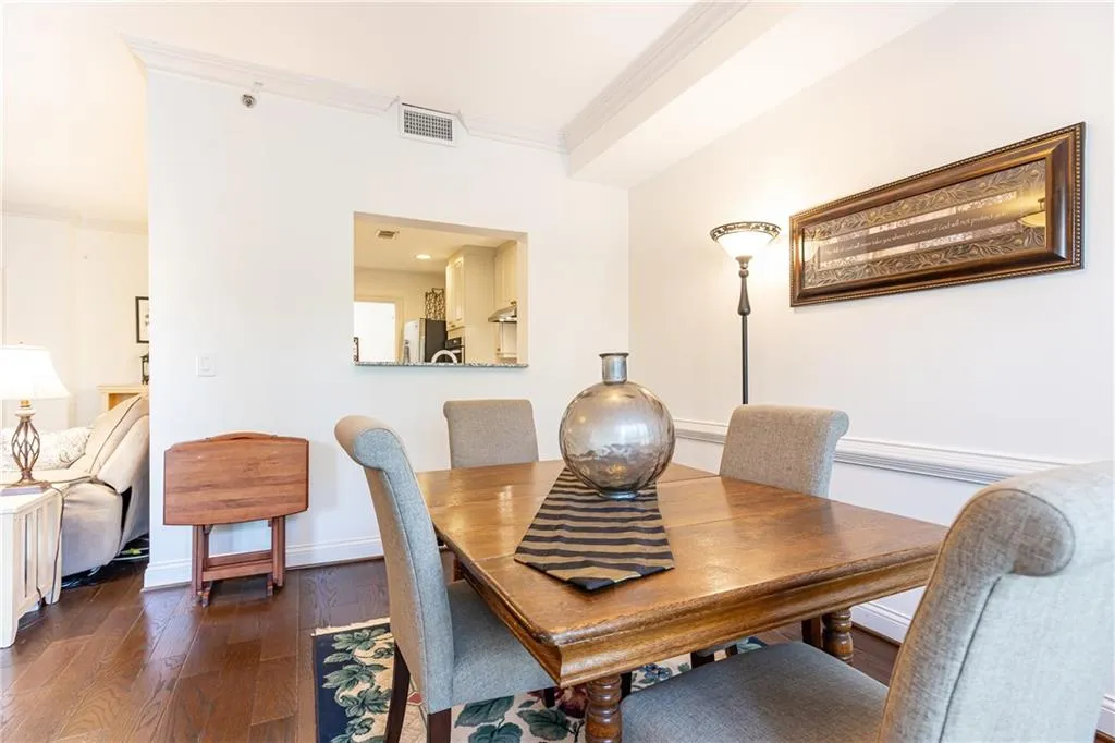211 Colonial Homes Drive Nw Unit 2203, Atlanta, Georgia 30309, 2 Bedrooms Bedrooms, ,2 BathroomsBathrooms,Residential,For Sale,211 Colonial Homes Drive Nw Unit 2203,7574097