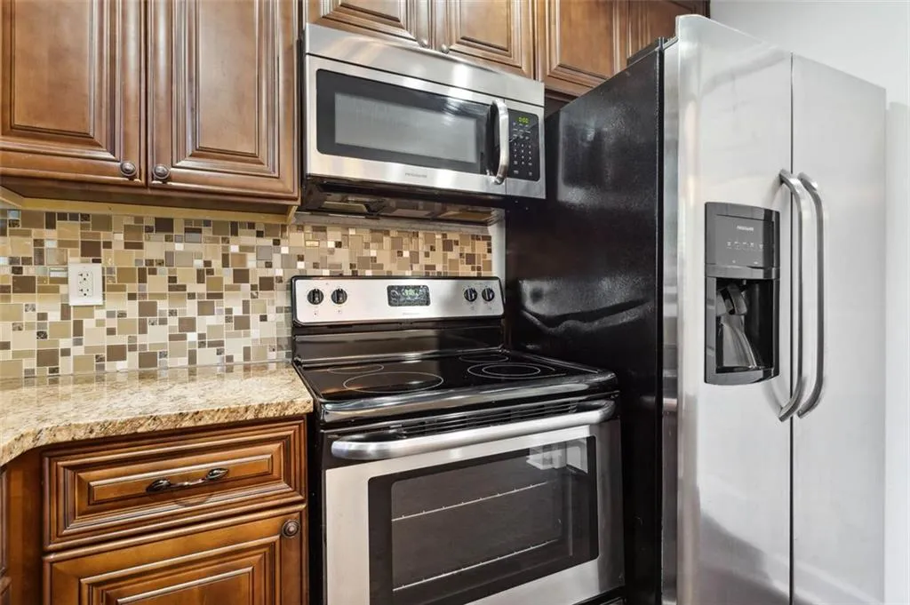 265 Winding River Drive Unit #c, Atlanta, Georgia 30350, 2 Bedrooms Bedrooms, ,1 BathroomBathrooms,Residential,Sold,265 Winding River Drive Unit #c,7202257