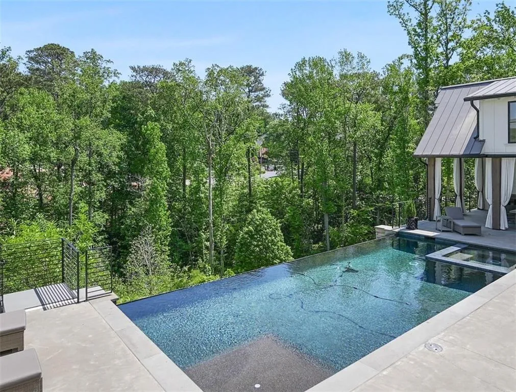 5400 Lake Forrest Drive Nw, Sandy Springs, Georgia 30342, 6 Bedrooms Bedrooms, ,8 BathroomsBathrooms,Residential,Sold,5400 Lake Forrest Drive Nw,7106513
