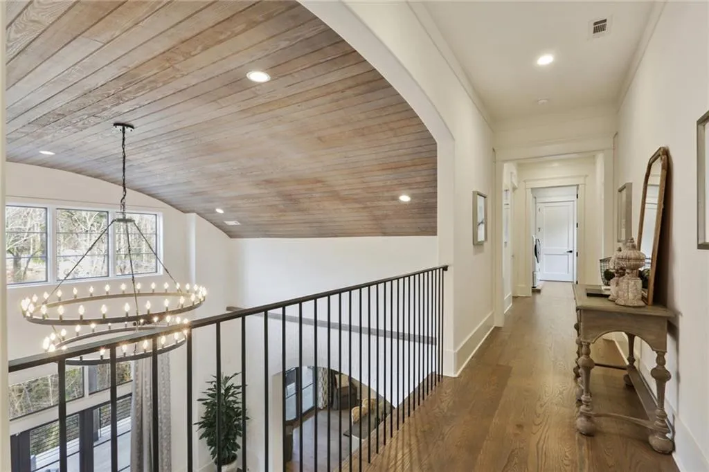 5400 Lake Forrest Drive Nw, Sandy Springs, Georgia 30342, 6 Bedrooms Bedrooms, ,8 BathroomsBathrooms,Residential,Sold,5400 Lake Forrest Drive Nw,7106513