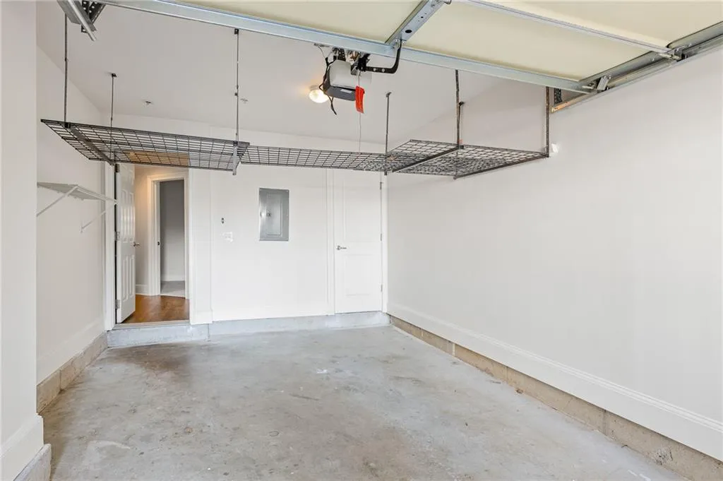 272 Le Gran Bend, Atlanta, Georgia 30328, 2 Bedrooms Bedrooms, ,2 BathroomsBathrooms,Residential,Sold,272 Le Gran Bend,7447293