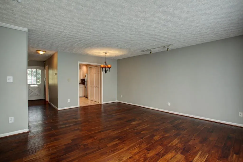 6700 Roswell Road Unit 19f, Atlanta, Georgia 30328, 2 Bedrooms Bedrooms, ,1 BathroomBathrooms,Residential,Sold,6700 Roswell Road Unit 19f,5934143