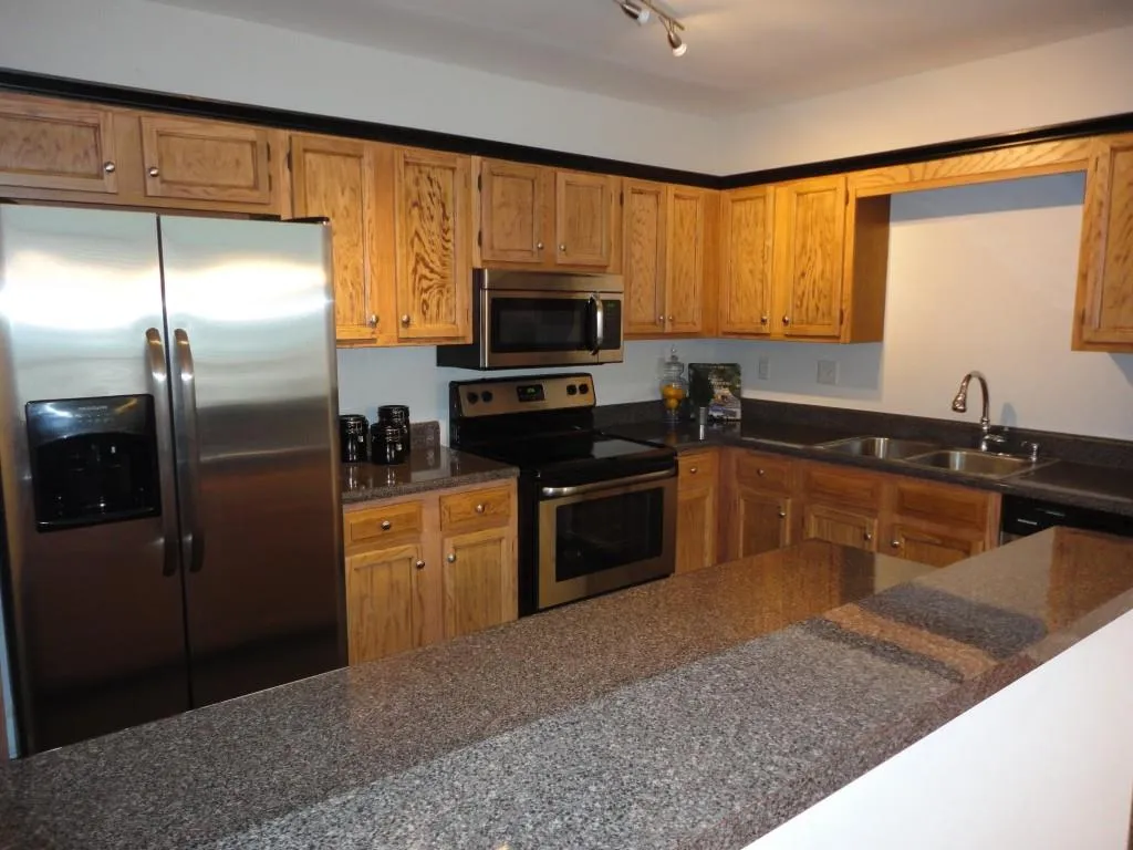 7500 Roswell Road Unit 15, Atlanta, Georgia 30350, 3 Bedrooms Bedrooms, ,2 BathroomsBathrooms,Residential,Sold,7500 Roswell Road Unit 15,5565316