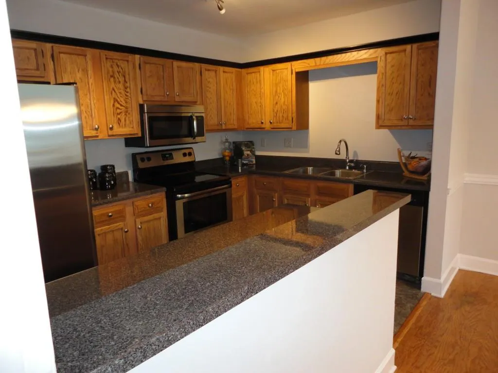 7500 Roswell Road Unit 15, Atlanta, Georgia 30350, 3 Bedrooms Bedrooms, ,2 BathroomsBathrooms,Residential,Sold,7500 Roswell Road Unit 15,5565316