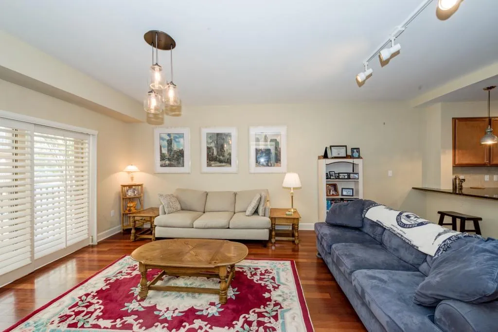 200 River Vista Drive Unit 232, Atlanta, Georgia 30339, 1 Bedroom Bedrooms, ,1 BathroomBathrooms,Residential,Sold,200 River Vista Drive Unit 232,5816165