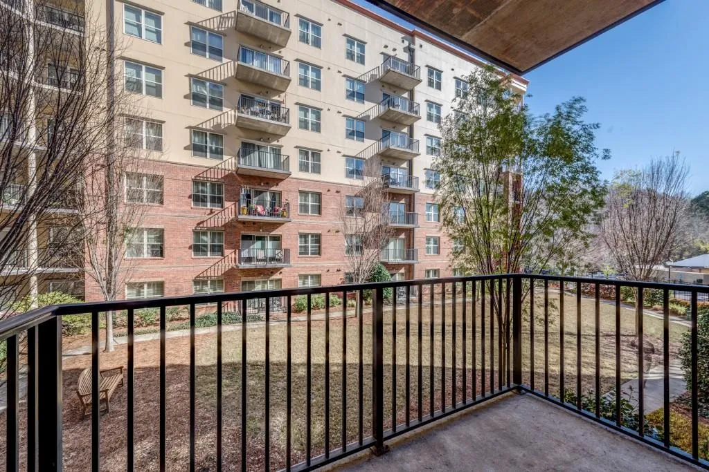 200 River Vista Drive Unit 232, Atlanta, Georgia 30339, 1 Bedroom Bedrooms, ,1 BathroomBathrooms,Residential,Sold,200 River Vista Drive Unit 232,5816165