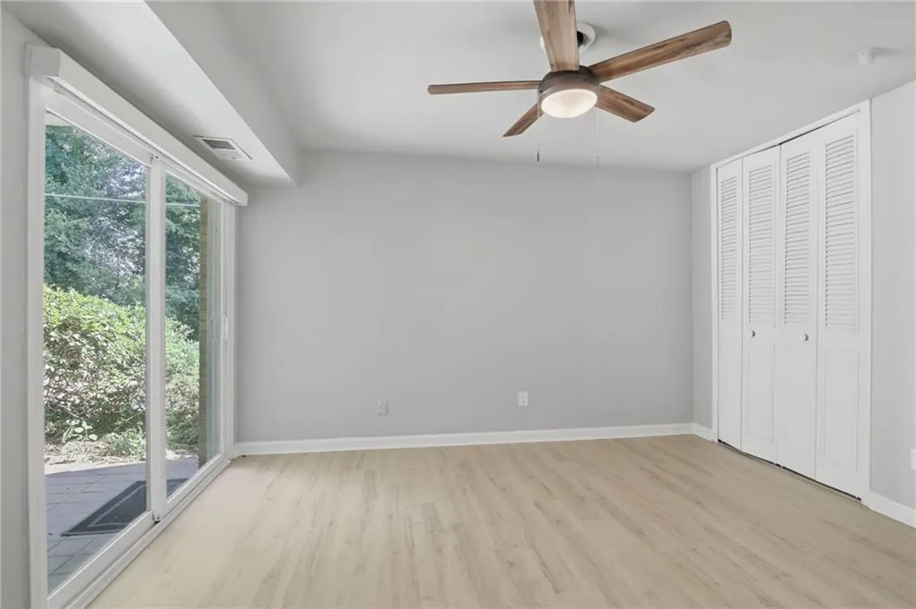 5400 Roswell Road Unit N6, Sandy Springs, Georgia 30342, 2 Bedrooms Bedrooms, 0 ,2 BathroomsBathrooms,Residential,For Sale,5400 Roswell Road Unit N6,7828747