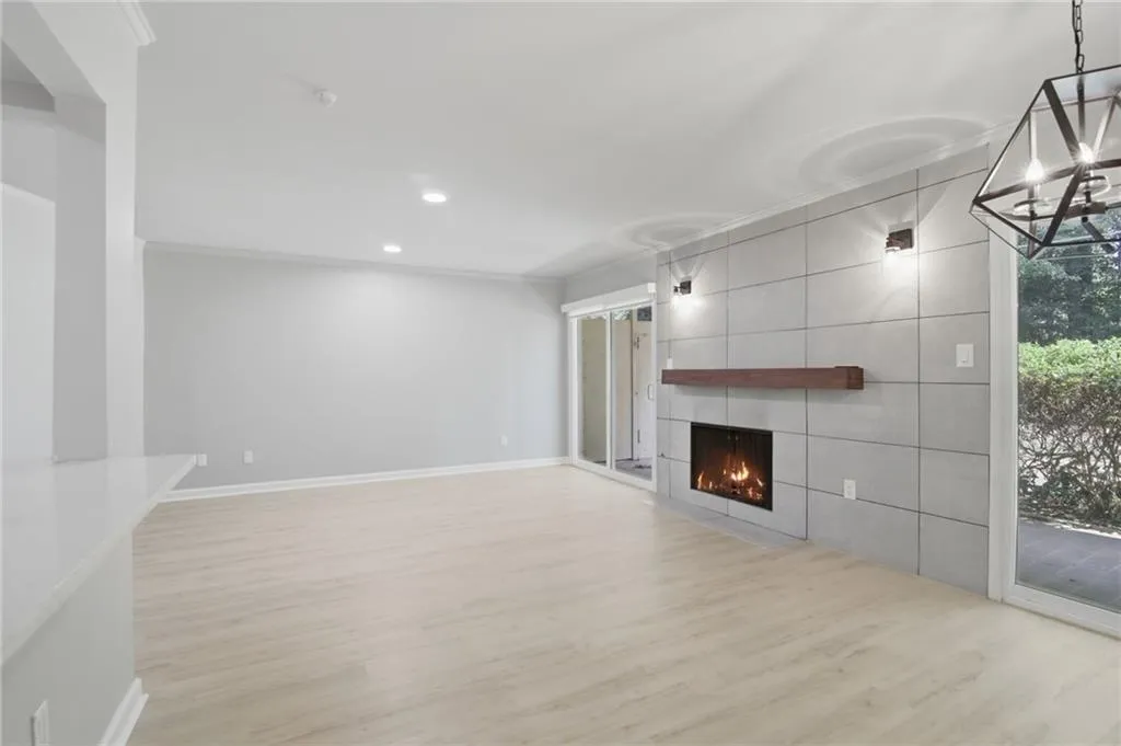 5400 Roswell Road Unit N6, Sandy Springs, Georgia 30342, 2 Bedrooms Bedrooms, 0 ,2 BathroomsBathrooms,Residential,For Sale,5400 Roswell Road Unit N6,7828747