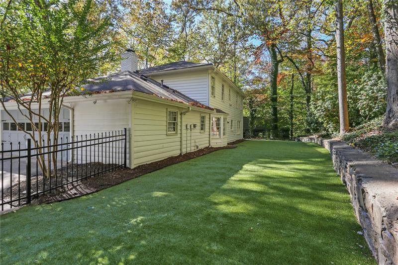 520 Forest Valley Road, Atlanta, Georgia 30342, 4 Bedrooms Bedrooms, ,2 BathroomsBathrooms,Residential,Sold,520 Forest Valley Road,7322239