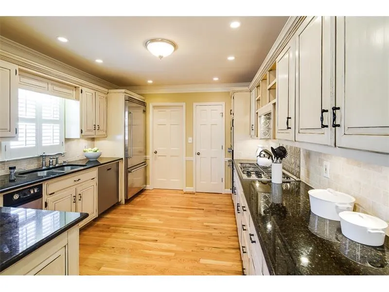 1705 Redbourne Drive, Sandy Springs, Georgia 30350, 5 Bedrooms Bedrooms, ,5 BathroomsBathrooms,Residential,Sold,1705 Redbourne Drive,5795174