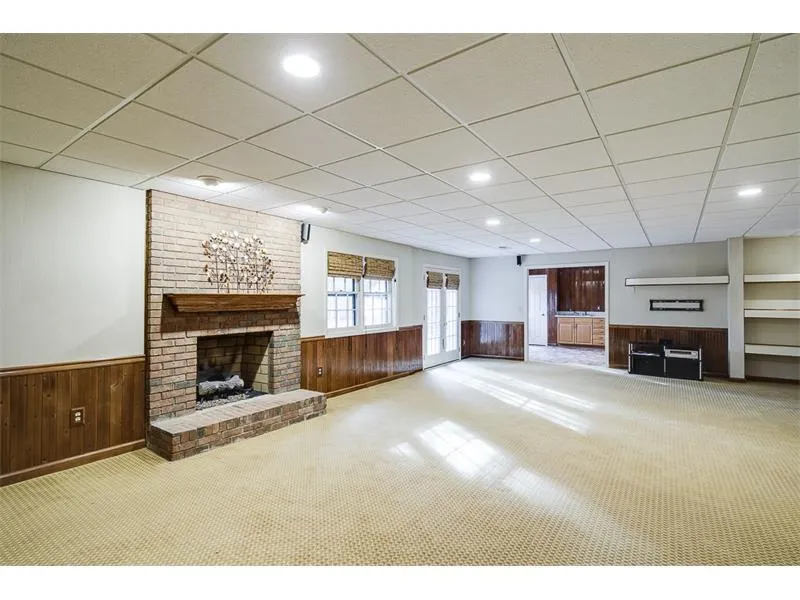 1705 Redbourne Drive, Sandy Springs, Georgia 30350, 5 Bedrooms Bedrooms, ,5 BathroomsBathrooms,Residential,Sold,1705 Redbourne Drive,5795174