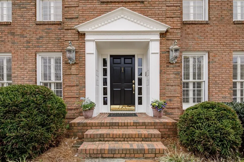 1705 Redbourne Drive, Sandy Springs, Georgia 30350, 5 Bedrooms Bedrooms, ,5 BathroomsBathrooms,Residential,Sold,1705 Redbourne Drive,5795174