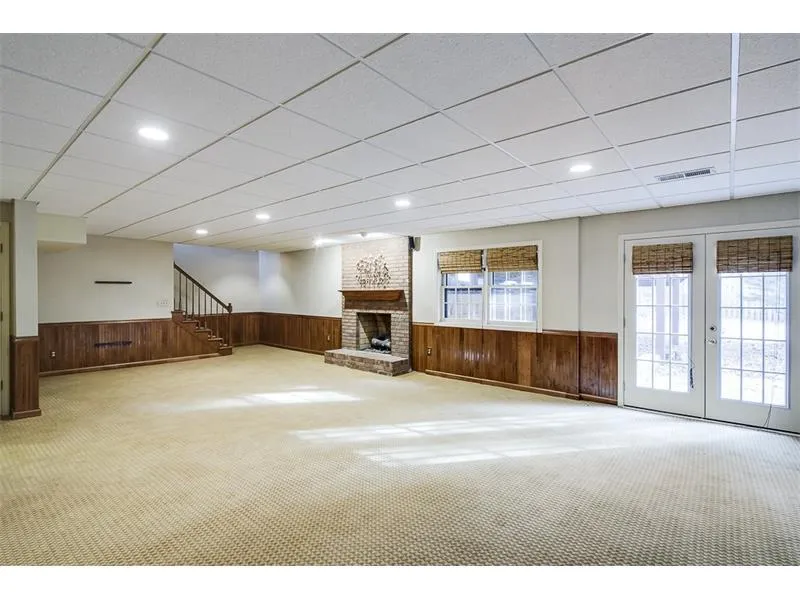1705 Redbourne Drive, Sandy Springs, Georgia 30350, 5 Bedrooms Bedrooms, ,5 BathroomsBathrooms,Residential,Sold,1705 Redbourne Drive,5795174