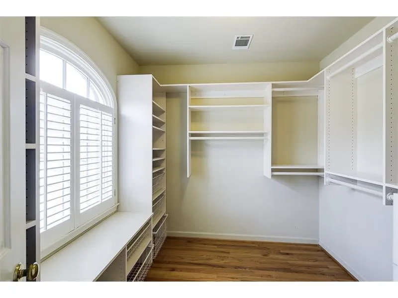 1705 Redbourne Drive, Sandy Springs, Georgia 30350, 5 Bedrooms Bedrooms, ,5 BathroomsBathrooms,Residential,Sold,1705 Redbourne Drive,5795174