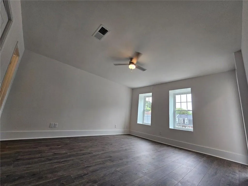 5 George Wythe Place Nw, Atlanta, Georgia 30318, 2 Bedrooms Bedrooms, ,2 BathroomsBathrooms,Residential,For Sale,5 George Wythe Place Nw,7371301