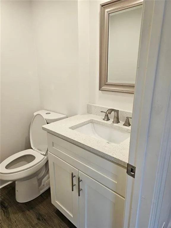 5 George Wythe Place Nw, Atlanta, Georgia 30318, 2 Bedrooms Bedrooms, 0 ,2 BathroomsBathrooms,Residential,For Sale,5 George Wythe Place Nw,7371301