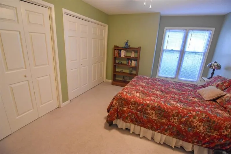 707 Garden Court, Sandy Springs, Georgia 30328, 2 Bedrooms Bedrooms, ,2 BathroomsBathrooms,Residential,Sold,707 Garden Court,6613029