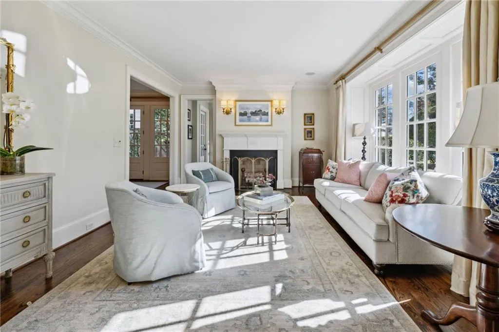 3114 Peachtree Drive Ne, Atlanta, Georgia 30305, 5 Bedrooms Bedrooms, 0 ,4 BathroomsBathrooms,Residential,Sold,3114 Peachtree Drive Ne,7558334