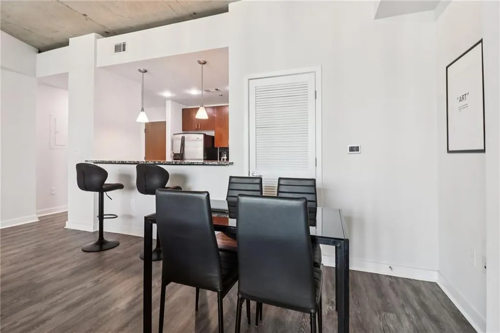 250 Pharr Road Ne Unit 1905, Atlanta, Georgia 30305, 2 Bedrooms Bedrooms, 0 ,2 BathroomsBathrooms,Residential,For Sale,250 Pharr Road Ne Unit 1905,7749016