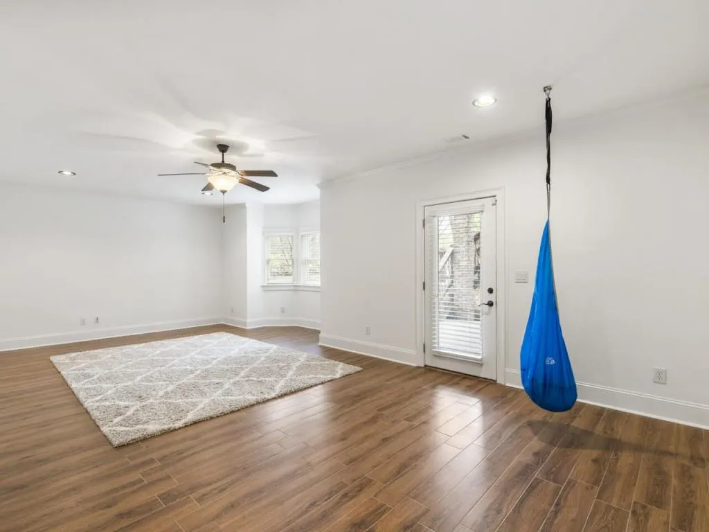 6254 Ferry Drive, Sandy Springs, Georgia 30328, 6 Bedrooms Bedrooms, ,5 BathroomsBathrooms,Residential,Sold,6254 Ferry Drive,7196373