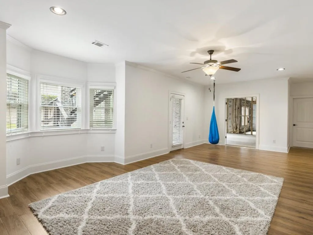 6254 Ferry Drive, Sandy Springs, Georgia 30328, 6 Bedrooms Bedrooms, ,5 BathroomsBathrooms,Residential,Sold,6254 Ferry Drive,7196373