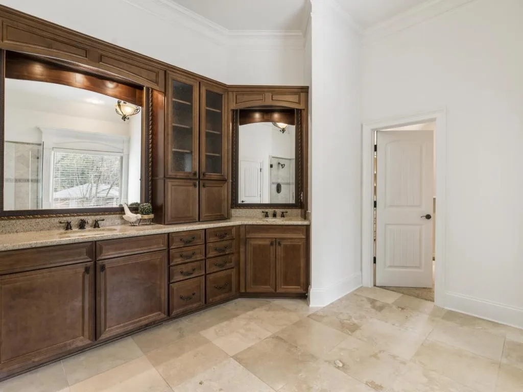 6254 Ferry Drive, Sandy Springs, Georgia 30328, 6 Bedrooms Bedrooms, ,5 BathroomsBathrooms,Residential,Sold,6254 Ferry Drive,7196373