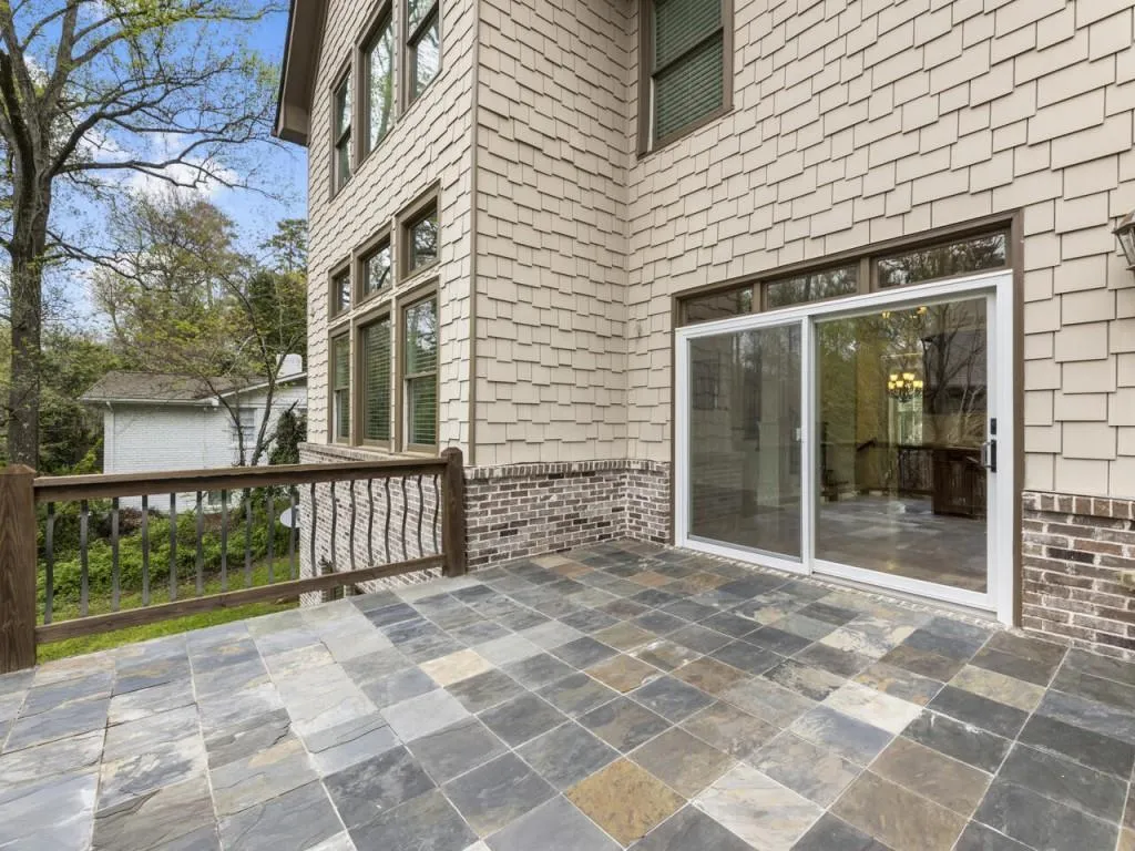6254 Ferry Drive, Sandy Springs, Georgia 30328, 6 Bedrooms Bedrooms, ,5 BathroomsBathrooms,Residential,Sold,6254 Ferry Drive,7196373
