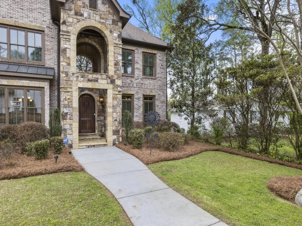 6254 Ferry Drive, Sandy Springs, Georgia 30328, 6 Bedrooms Bedrooms, ,5 BathroomsBathrooms,Residential,Sold,6254 Ferry Drive,7196373