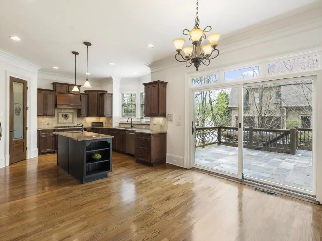 6254 Ferry Drive, Sandy Springs, Georgia 30328, 6 Bedrooms Bedrooms, ,5 BathroomsBathrooms,Residential,Sold,6254 Ferry Drive,7196373