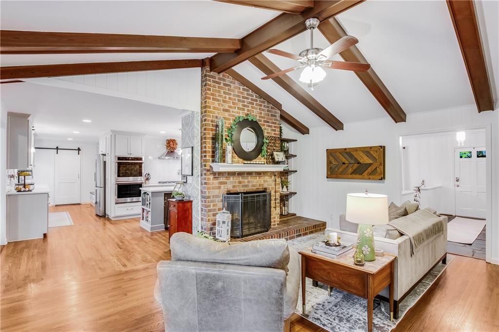 7290 Hunters Branch Drive, Sandy Springs, Georgia 30328, 5 Bedrooms Bedrooms, ,3 BathroomsBathrooms,Residential,Sold,7290 Hunters Branch Drive,7278364