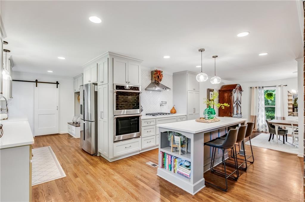 7290 Hunters Branch Drive, Sandy Springs, Georgia 30328, 5 Bedrooms Bedrooms, ,3 BathroomsBathrooms,Residential,Sold,7290 Hunters Branch Drive,7278364