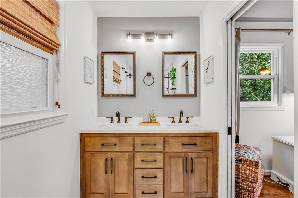 7290 Hunters Branch Drive, Sandy Springs, Georgia 30328, 5 Bedrooms Bedrooms, ,3 BathroomsBathrooms,Residential,Sold,7290 Hunters Branch Drive,7278364
