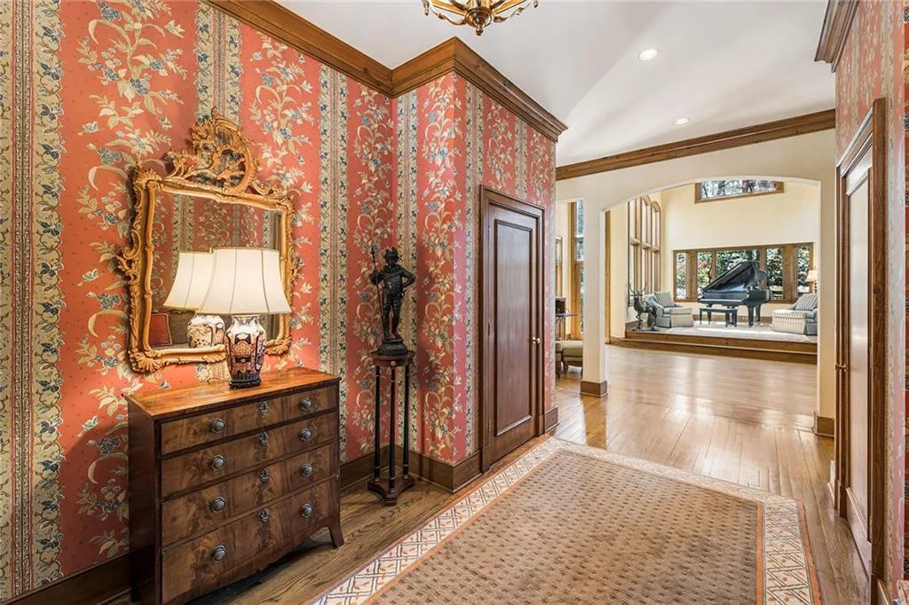 100 Wilderbluff Court, Sandy Springs, Georgia 30328, 4 Bedrooms Bedrooms, ,5 BathroomsBathrooms,Residential,Sold,100 Wilderbluff Court,7204134