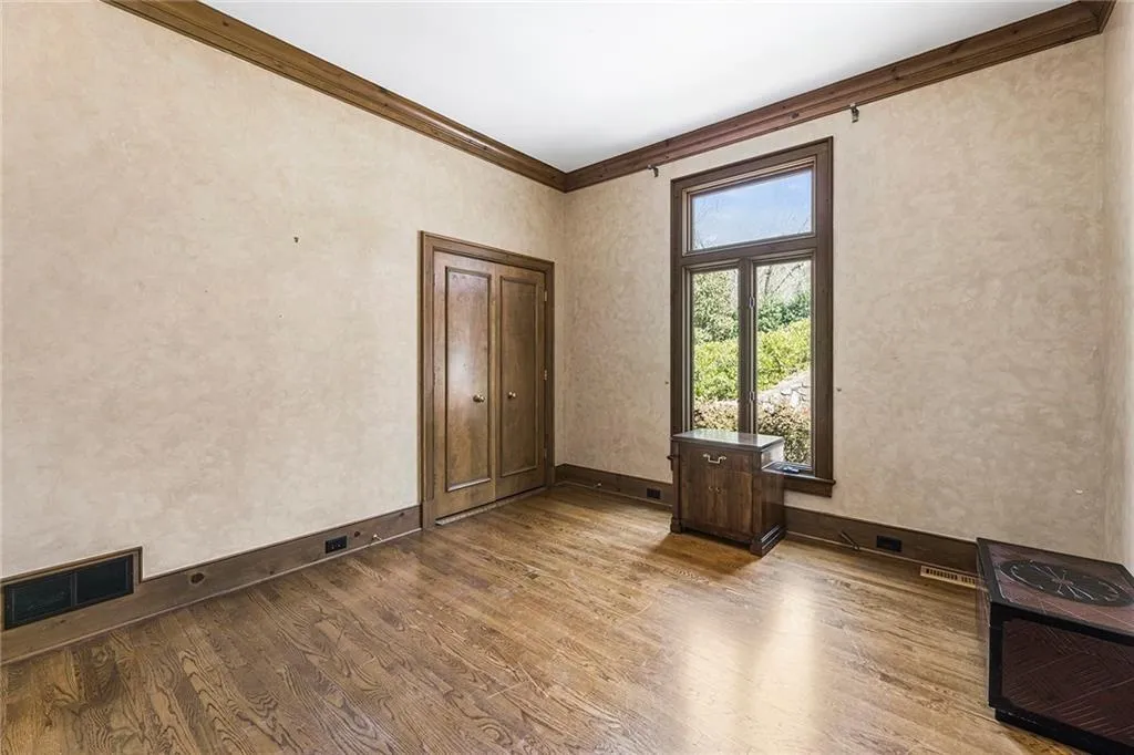 100 Wilderbluff Court, Sandy Springs, Georgia 30328, 4 Bedrooms Bedrooms, ,5 BathroomsBathrooms,Residential,Sold,100 Wilderbluff Court,7204134