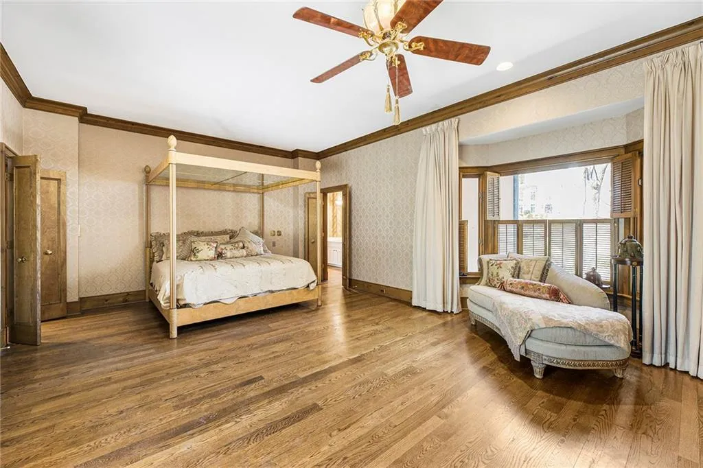 100 Wilderbluff Court, Sandy Springs, Georgia 30328, 4 Bedrooms Bedrooms, ,5 BathroomsBathrooms,Residential,Sold,100 Wilderbluff Court,7204134