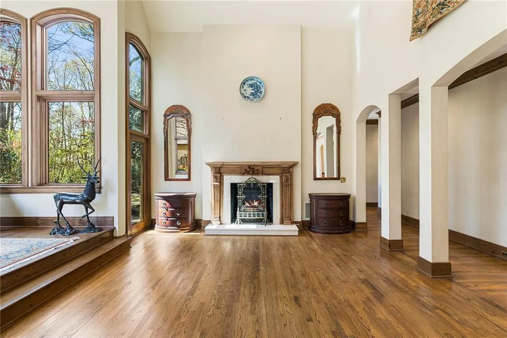 100 Wilderbluff Court, Sandy Springs, Georgia 30328, 4 Bedrooms Bedrooms, ,5 BathroomsBathrooms,Residential,Sold,100 Wilderbluff Court,7204134