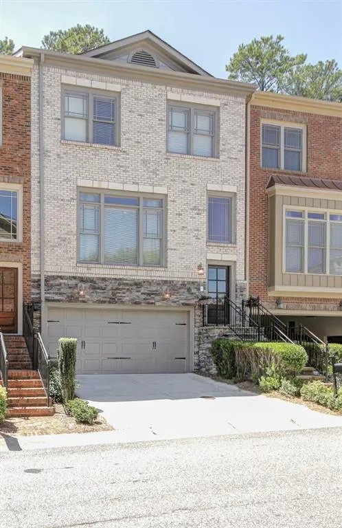 320 Mystic Ridge Lane Unit 320, Atlanta, Georgia 30342, 4 Bedrooms Bedrooms, ,3 BathroomsBathrooms,Residential,Sold,320 Mystic Ridge Lane Unit 320,5597284