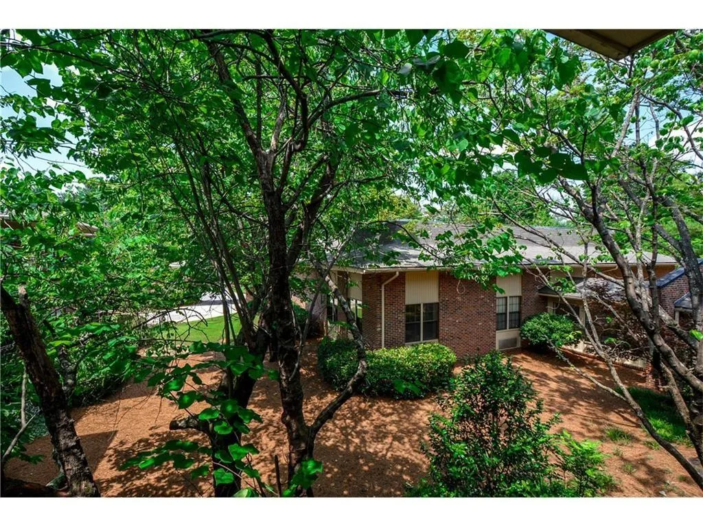 475 Mount Vernon Highway Ne Unit B-210, Atlanta, Georgia 30327, 2 Bedrooms Bedrooms, ,2 BathroomsBathrooms,Residential,Sold,475 Mount Vernon Highway Ne Unit B-210,5841941