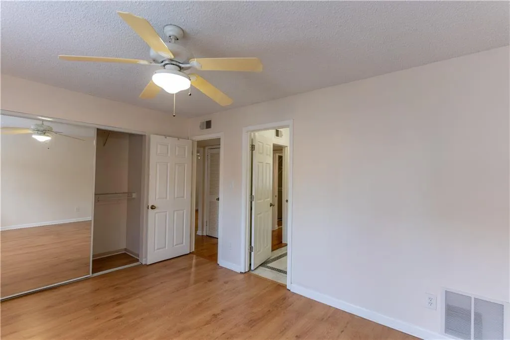 4266 Roswell Road Ne Unit K2, Atlanta, Georgia 30342, 2 Bedrooms Bedrooms, 0 ,1 BathroomBathrooms,Residential,For Sale,4266 Roswell Road Ne Unit K2,7711625