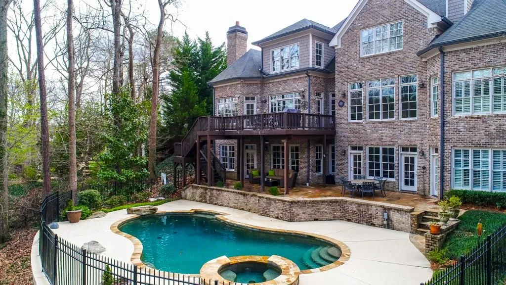 635 Colebrook Court Nw, Atlanta, Georgia 30327, 6 Bedrooms Bedrooms, ,6 BathroomsBathrooms,Residential,Sold,635 Colebrook Court Nw,5988825