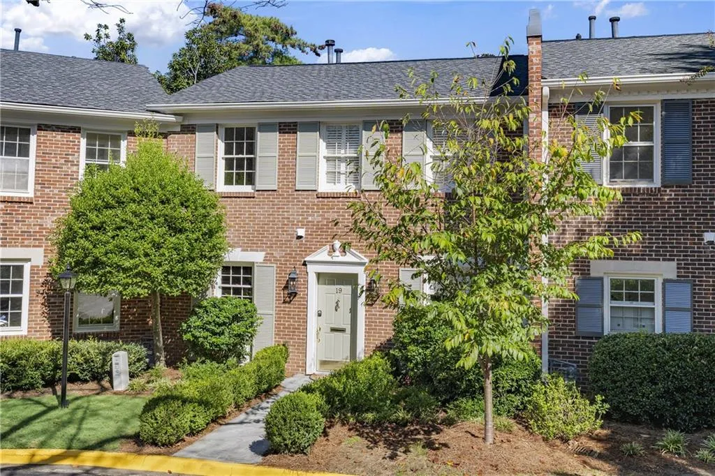 3050 Margaret Mitchell Drive Nw Unit 19, Atlanta, Georgia 30327, 3 Bedrooms Bedrooms, ,3 BathroomsBathrooms,Residential,For Sale,3050 Margaret Mitchell Drive Nw Unit 19,7657048