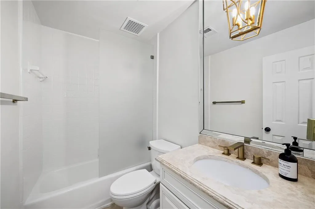 3050 Margaret Mitchell Drive Nw Unit 19, Atlanta, Georgia 30327, 3 Bedrooms Bedrooms, ,3 BathroomsBathrooms,Residential,For Sale,3050 Margaret Mitchell Drive Nw Unit 19,7657048