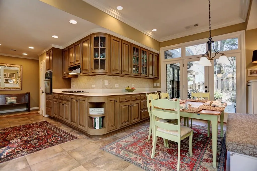 4765 Lafayette Avenue Nw, Atlanta, Georgia 30327, 5 Bedrooms Bedrooms, ,3 BathroomsBathrooms,Residential,Sold,4765 Lafayette Avenue Nw,5666948